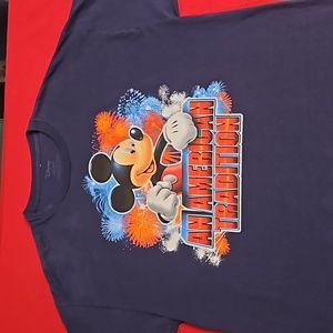 Disney Mickey Mouse 'An American Tradition' XL unisex tee fireworks classic EUC